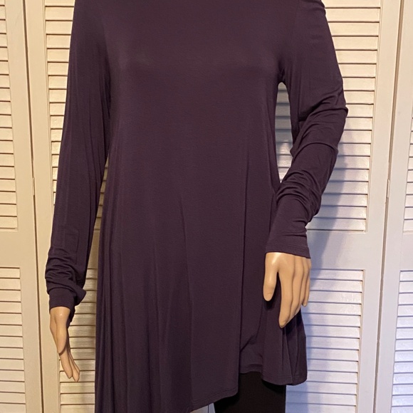 LOGO by Lori Goldstein Navy Asymmetrical Tunic SML - Picture 2 of 6